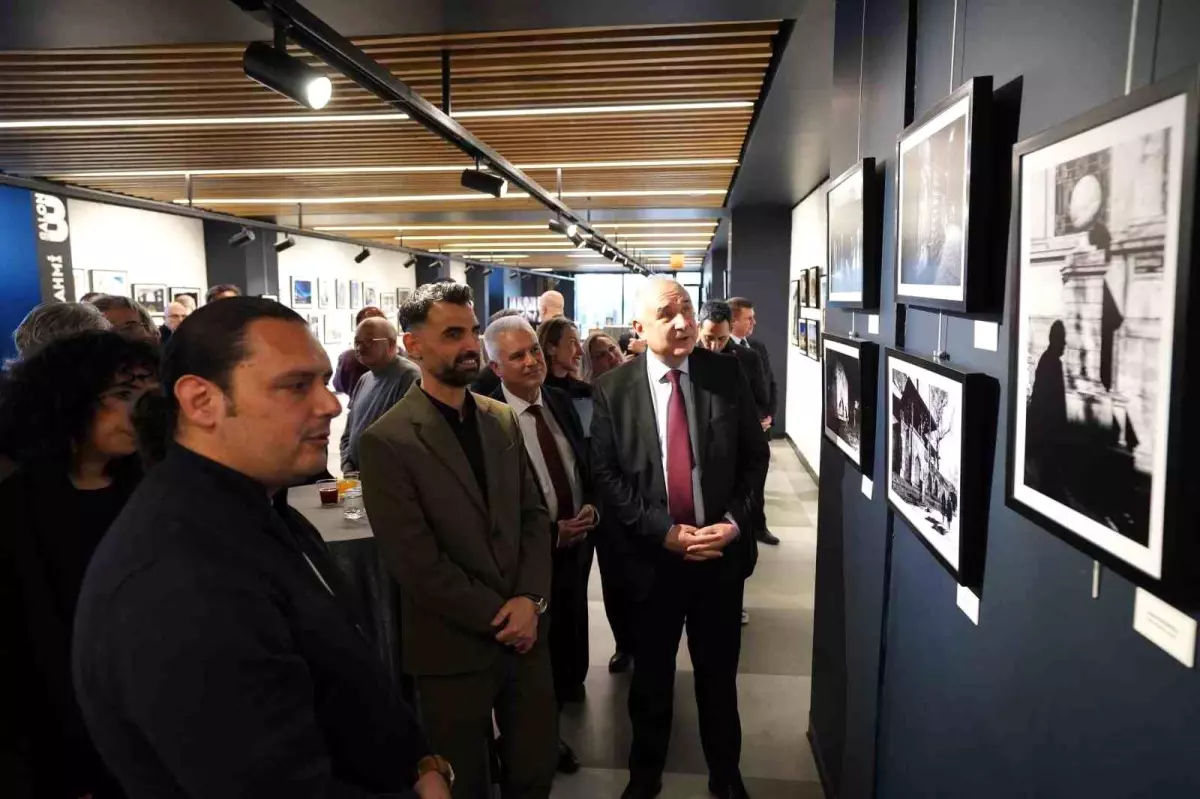 İstanbul’un Tarihi Su Yolları Fotoğraf Sergisi Beylikdüzü’nde Açıldı