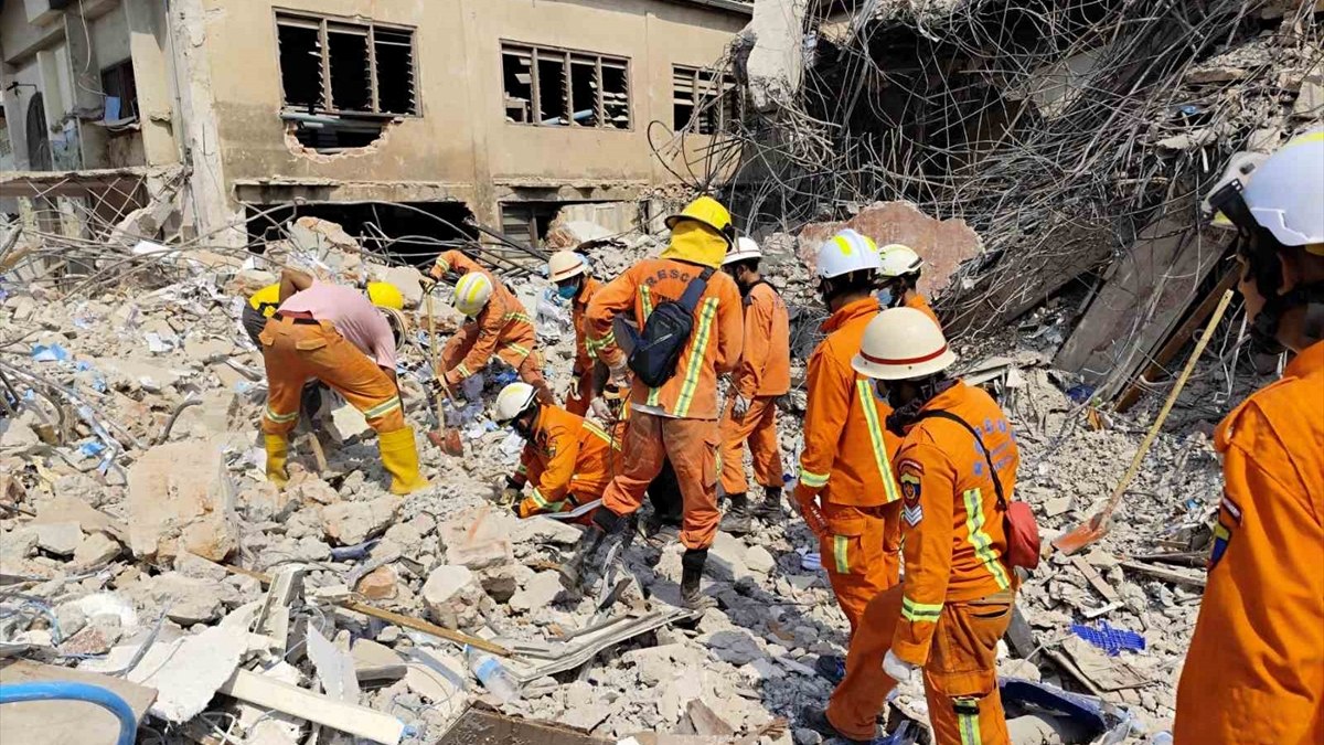 Myanmar’daki depremlerde can kaybı 3 bin 145’e çıktı
